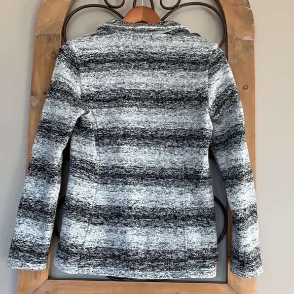 Lands End fleece lined quarter zip - Picture 2 of 5